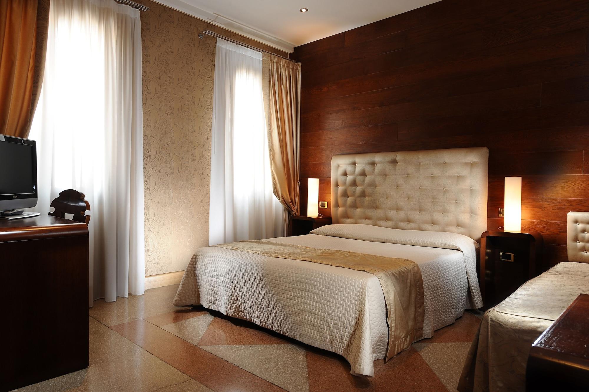 Hotel Abbazia Venezia Esterno foto
