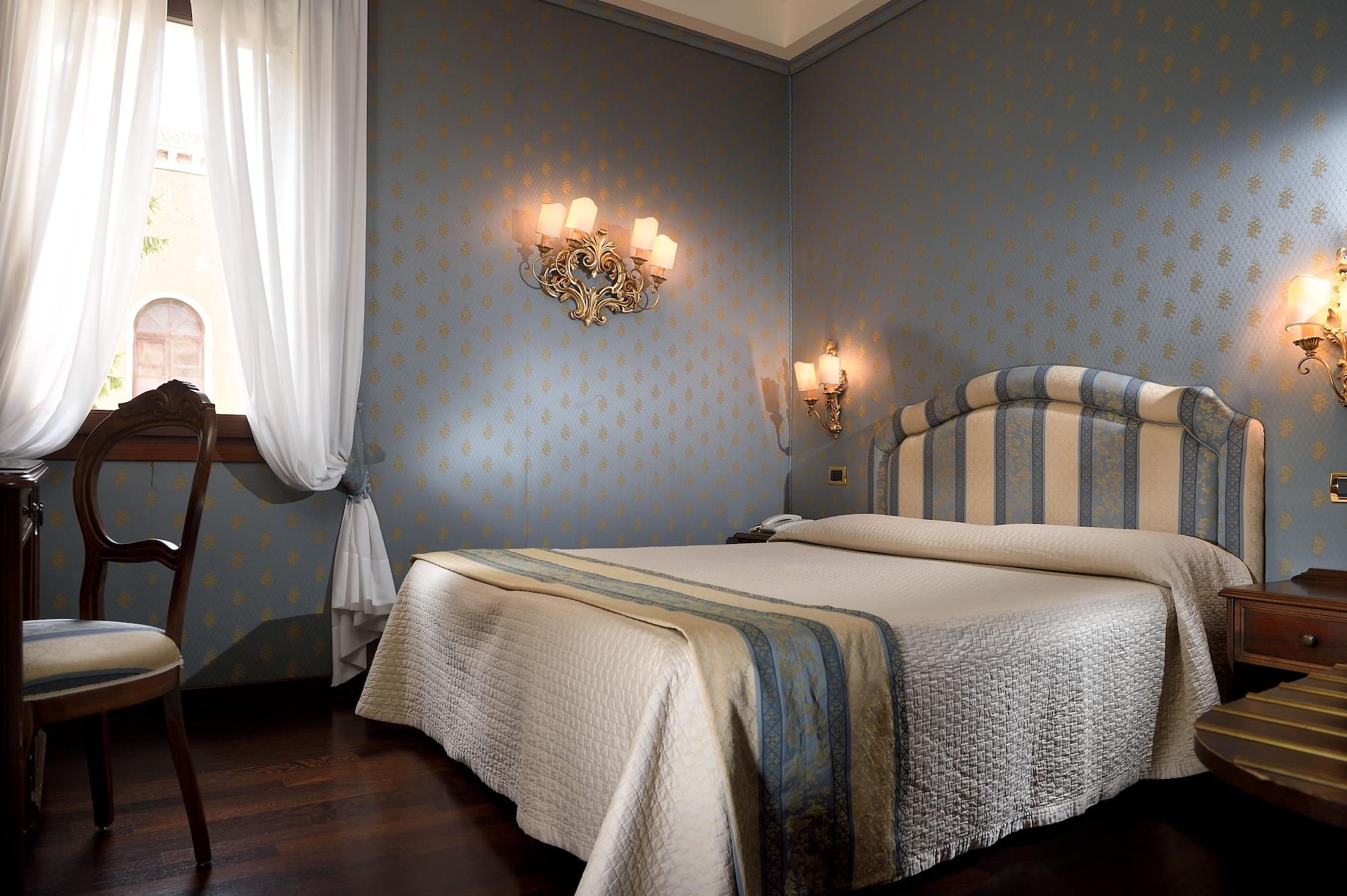Hotel Abbazia Venezia Esterno foto