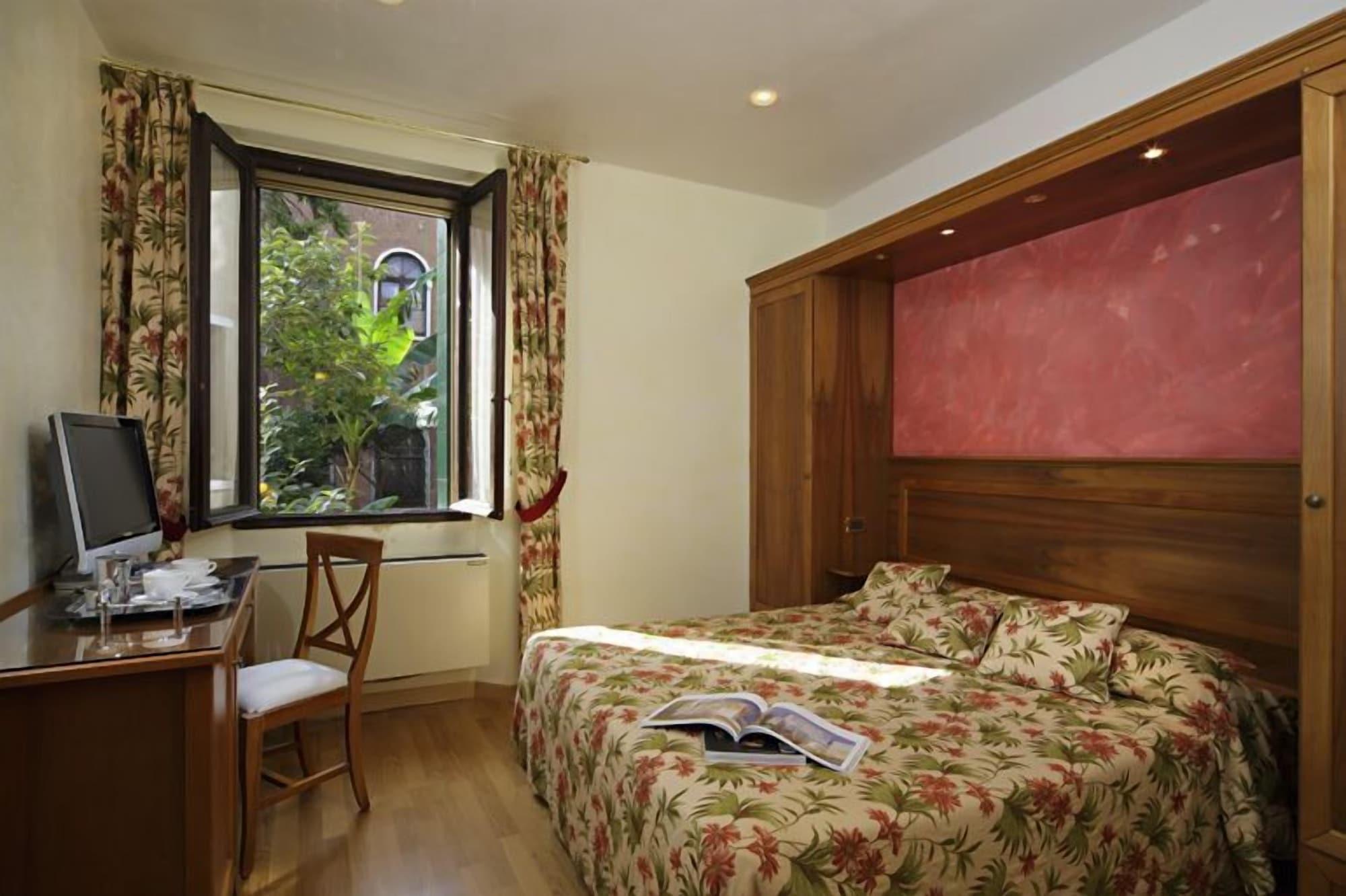 Hotel Abbazia Venezia Esterno foto