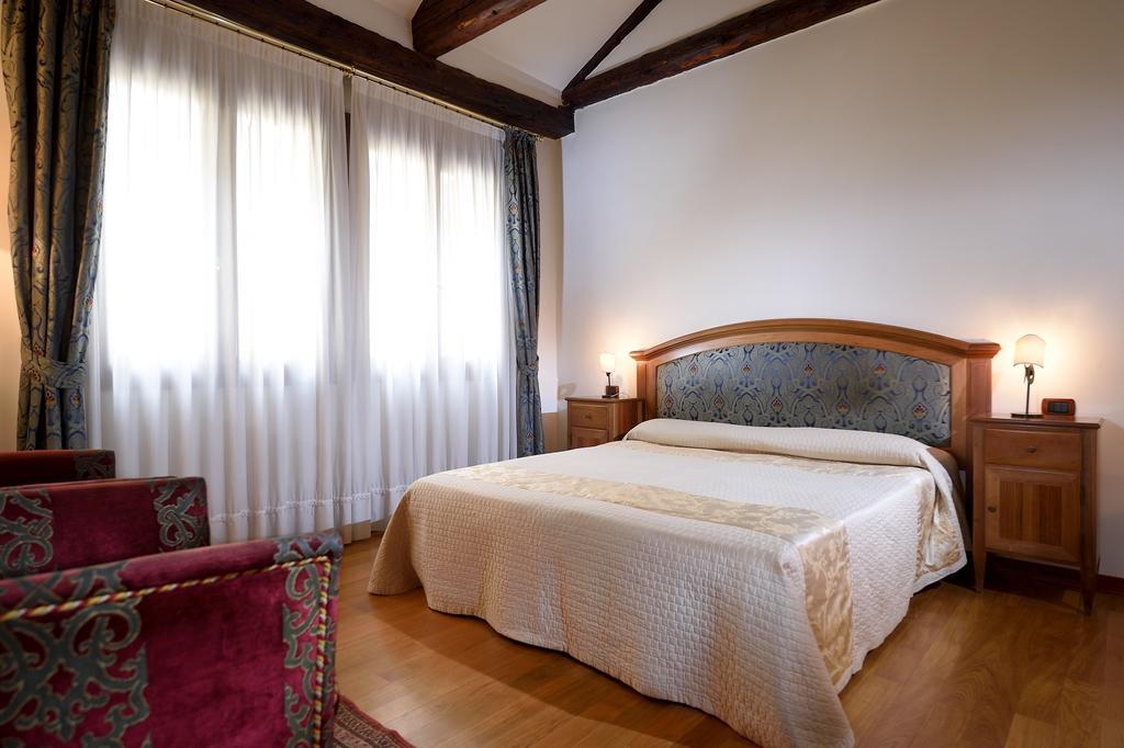 Hotel Abbazia Venezia Esterno foto