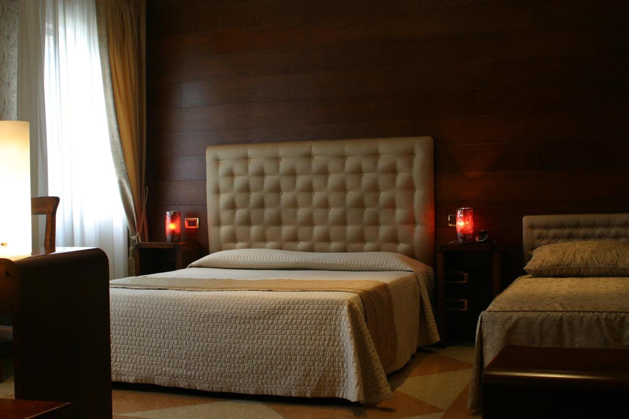 Hotel Abbazia Venezia Esterno foto